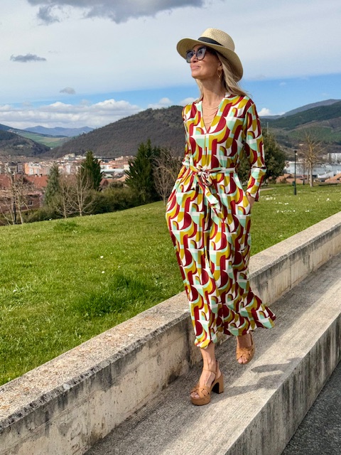 Vestido Happy Geométrico - Imagen 2