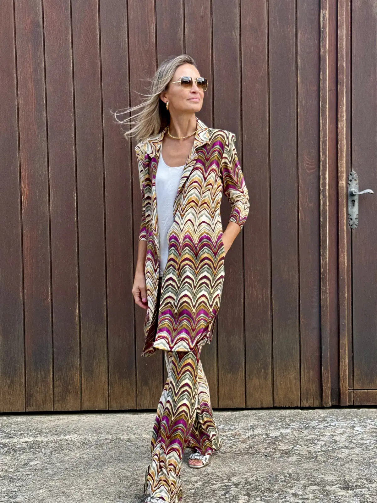 Levita con pantalón recto